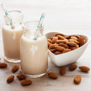 ALMOND MILK & MORE